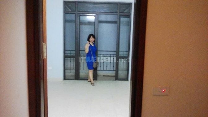 Cho thuê nhà 5 tầng, tại Yên Bình, Văn Quán, Hà Đông, diện tích 33m2