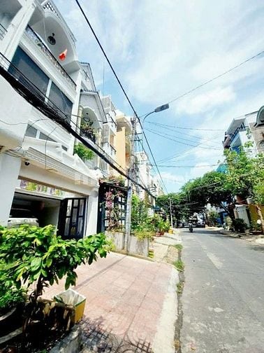 Kẹt vốn KD bán nhà Ngô Gia Tự, p.4, Quận 10. Giá 2,75 tỷ/60m2, đường5m