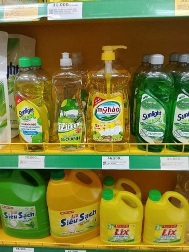 CHI NHÁNH CỬA HÀNG TIÊU DÙNG, MỸ PHẨM TUYỂN NV BÁN HÀNG, PHỤ KHO