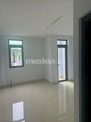 Nhà cách Mặt tiền đường lớn Âu Dương Lân P3Q8 50m.Xe hơi chạy tới nhà