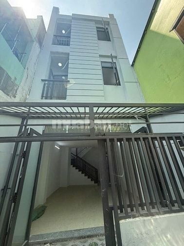 Hẻm VIP 28 Nhà Âu Dương Lân P3Q8.Xe hơi chạy tới nhà. 