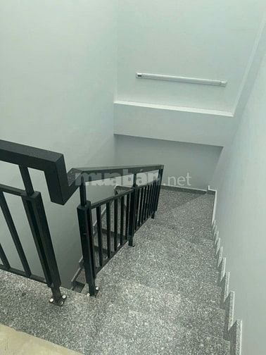 Nhà cách Mặt tiền đường lớn Âu Dương Lân P3Q8 50m.Xe hơi chạy tới nhà