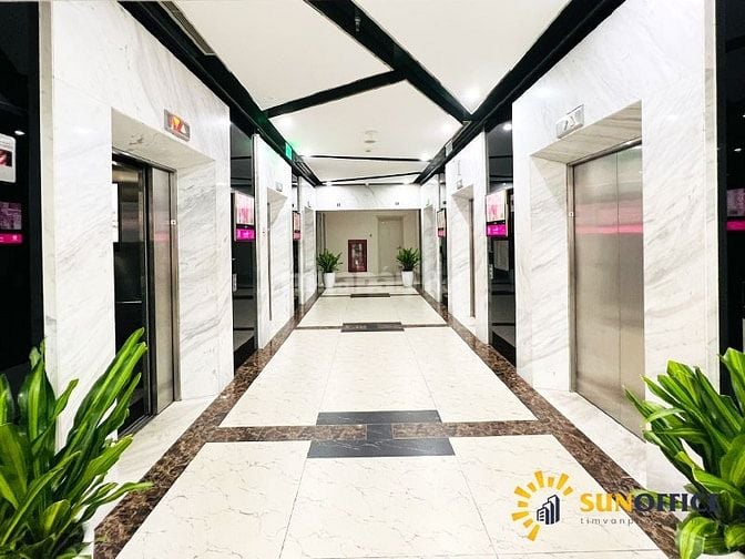 CC cho thuê văn phòng hạng A Phố Hoàng Đạo Thúy, diện tích 270m2, lô g