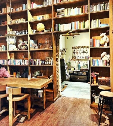 BIỆT THỰ PHÁP... 25B Tú Xương, Q. 3 - 330m2 (10 x 33m) - HĐT 280Tr/Th