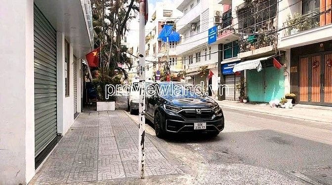 Bán nhà góc 2 mặt tiền Đoàn Thị Điểm, Phú Nhuận, 145m2 đất, 3 tầng