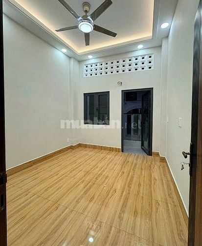 Chủ nhà ngộp lãi bán gấp nhà Lê Văn Lương Tân Kiểng Quận 7  