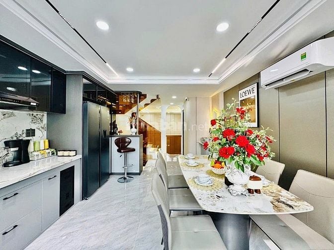 Bán nhà 64m2 xây 3 tầng Nhiêu Tứ,Phú Nhuận.Gần Co.op Rạch Miễu.Hẻm 6m 