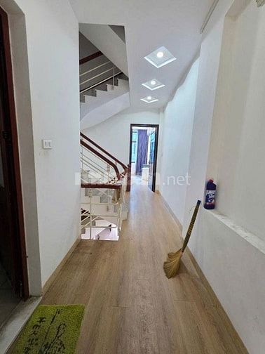 Bán Siêu phẩm Trung Kính ở ngay, 20m ra MP, 50m2, 5 tầng, giá 12,9 tỷ