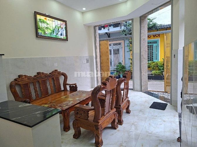 🏡🌹6 tỷ 4 TL chủ gửi Bán nhà khu lê văn quới - căn góc ô tô tận cửa -