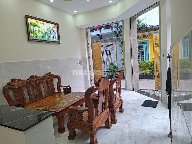 🏡🌹6 tỷ 4 TL chủ gửi Bán nhà khu lê văn quới - căn góc ô tô tận cửa -