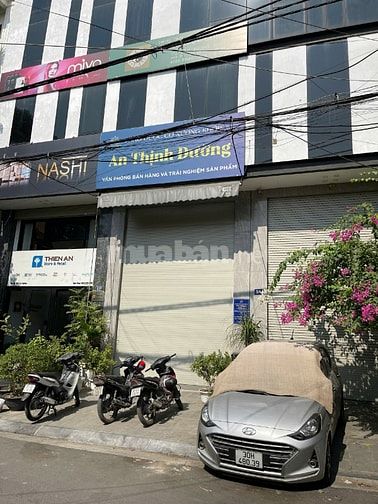 Cho thuê mặt sàn tầng 1 nhà mặt phố số 38 Lạc Nghiệp, Thanh Nhàn, HTB