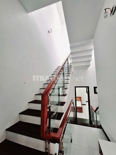 Bán Nhà 2PN Kiệt oto, cách biển Mỹ Khê 400m, 0932433108