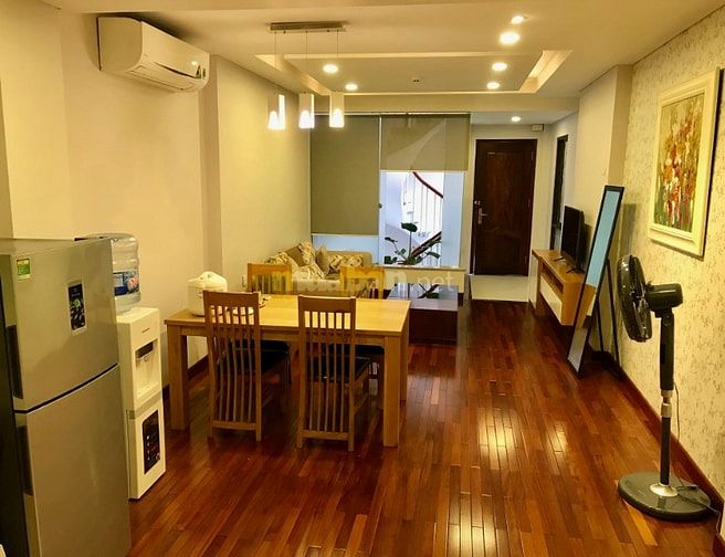 Cho thuê căn hộ mặt phố Huế, gần hồ Hoàn Kiếm