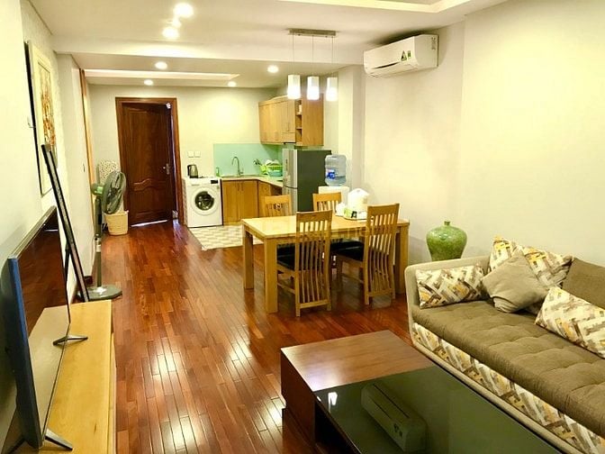 Cho thuê căn hộ mặt phố Huế, gần hồ Hoàn Kiếm