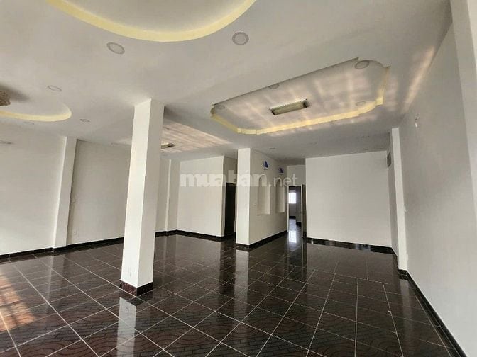 Bán gấp tòa nhà Dương Tử Giang P.4 Quận 11, giá 70ty