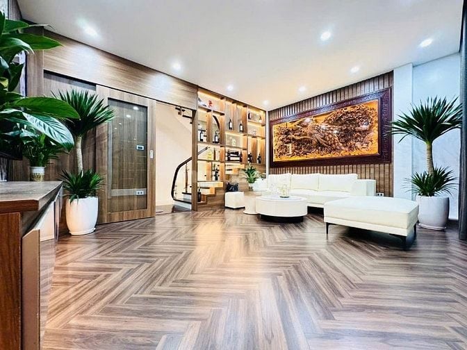 PHÂN LÔ ÔTÔ TRÁNH GARA 7 CHỖ NGÕ HỘ KHẨU NGÕ 126 HOÀNG VĂN THÁI 