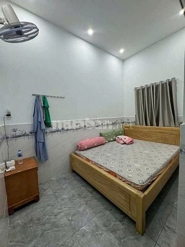 Bán Nhà Mặt Tiền Chợ Bình Chánh Cho Thuê 9tr/tháng, SHR, Giá 580Tr