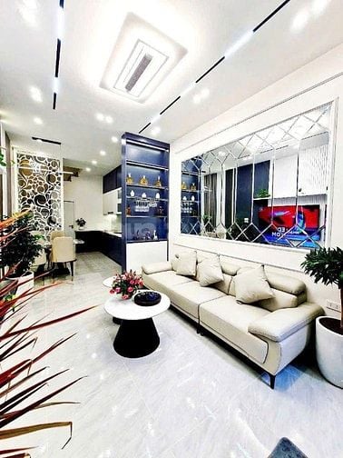 SIÊU PHẨM! 9.2TỶ HỘ KHẨU ĐỘI CẤN 42M2*5T,FULL NỘI THẤT,NHÀ MỚI,Ở NGAY.