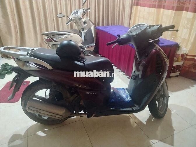 Mình có thừa em sh ý 125 đời 2006 vẫn chạy ngon