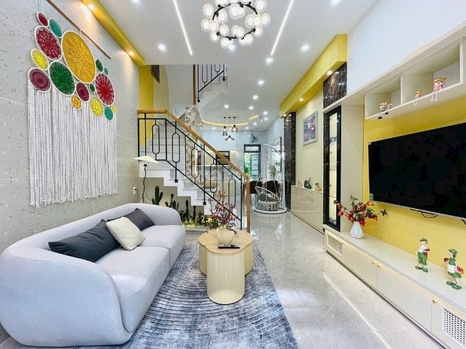 Bán căn 49,8m2 giá 3 tỷ 850 triệu đường Nguyễn Tri Phương, P5, Q10
