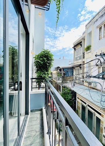 Bán căn 49,8m2 giá 3 tỷ 850 triệu đường Nguyễn Tri Phương, P5, Q10
