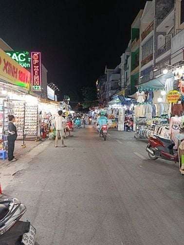 Chính chủ cho thuê mặt bằng chợ Hạnh Thông Tây