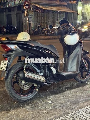 CHÍNH CHỦ CẦN BÁN XE SH 125 ĐÃ LÊN ÁO Ý