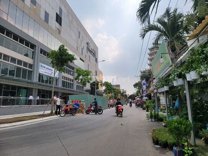 Chuyển nhượng bất động sản nhà phố đường Phan Huy Ích, Q.Gò Vấp.