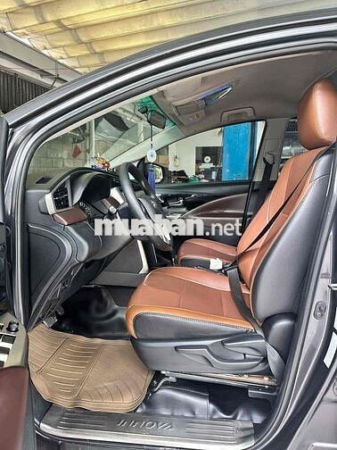 Toyota Innova 2017 2.0G - 90000 km