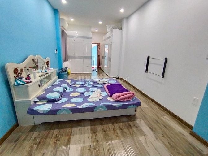 HẬU GIANG QUẬN 6 GIÁP Q5 45M2 KO LỘ GIỚI 5 TẦNG XE HƠI ĐỖ CỬA.