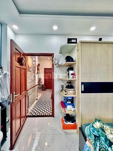 BÁN NHÀ MẶT TIỀN PHAN VĂN HỚN,160M2 XÂY 3 TẦNG, GIÁ 13.5 TỶ.