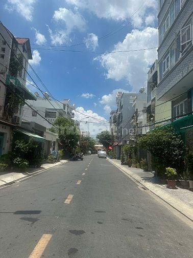 Bán đất mặt tiền đường số 47, số nhà 51, phường Bình Thuận, Quận 7