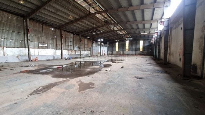 Kho cho thuê MT Bình Tân 2500m2 – Giá tốt, xe container ra vào dễ dàng