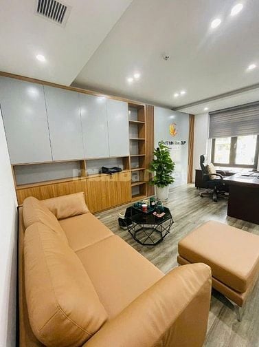 Cho Thuê Toà Văn Phòng 980m2 - 275Triệu/Tháng Phố Dịch Vọng, Cầu Giấy