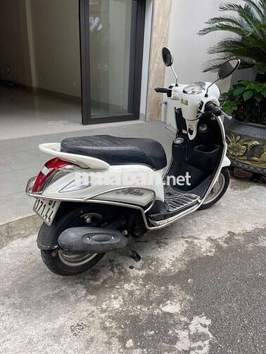 Xe Nozza màu trắng biển 27B1-171.44