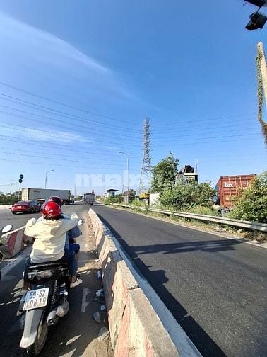 Bán đất đường Võ Chí Công Phú Hữu Quận 9 giá 29 tỷ