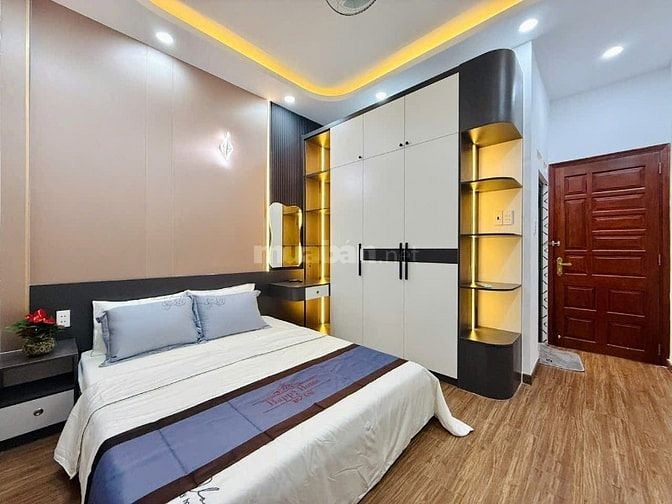 Nhà 4 lầu tuyệt đẹp CAO CẤP góc 2 mặt hẻm xe hơi 6m Bùi Quang Là, P12,