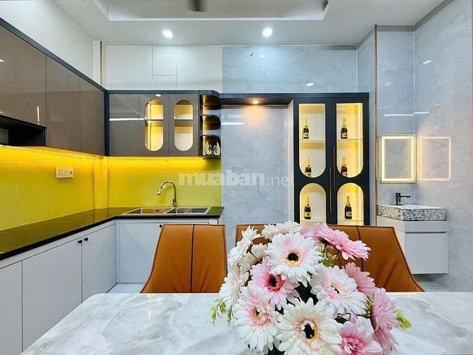 Nhà 4 lầu tuyệt đẹp CAO CẤP góc 2 mặt hẻm xe hơi 6m Bùi Quang Là, P12,