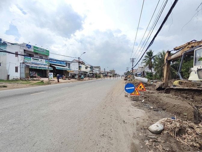 Kẹt Tiền Cần Bán Gấp Mặt Tiền QL50