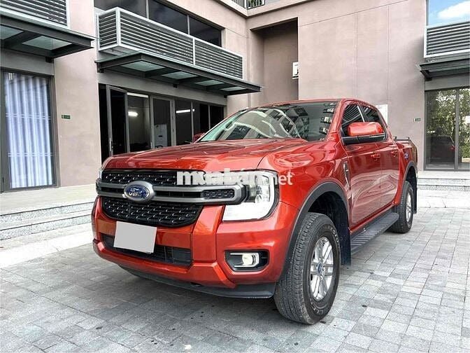 Cần bán Ford Ranger XLS 2.0L 4x2 AT lứơt 2023