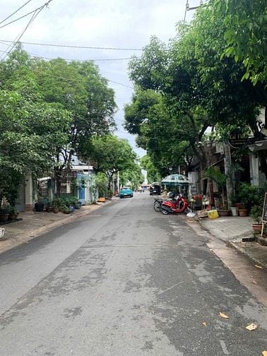 Bán nhà mặt tiền Lê Thị Hồng P17 Gò Vấp. Diện tích 5,8x20 giá 16T7  