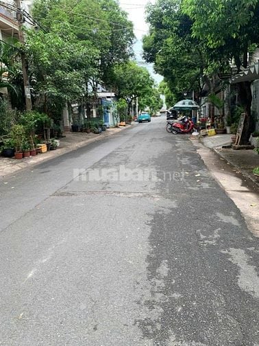 Bán nhà mặt tiền Lê Thị Hồng P17 Gò Vấp. Diện tích 5,8x20 giá 16T7  
