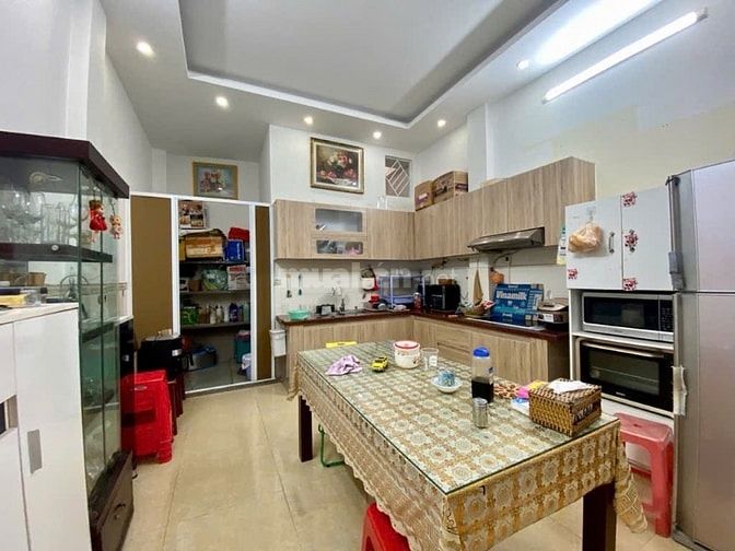 🏡 BÁN NHÀ 4 TẦNG HẺM XE HƠI THÔNG , GẦN UBND PHƯỜNG 60M2(4*15) TÂN SƠ