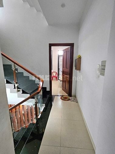 Bán nhà mặt tiền - đúc 5 tầng - đường Nguyễn Văn Quá - Giảm hơn 1 tỷ