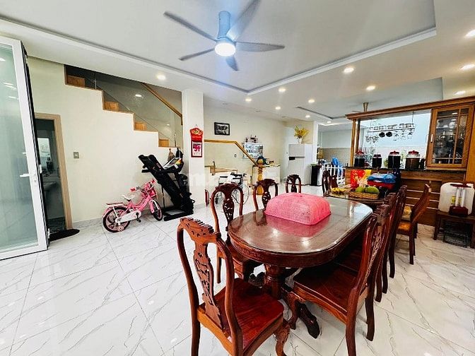 MẶT TIỀN BÀU CÁT 200m2( 7 x 28 ) Biệt thự 3 tầng giá tốt P14 Tân Bình