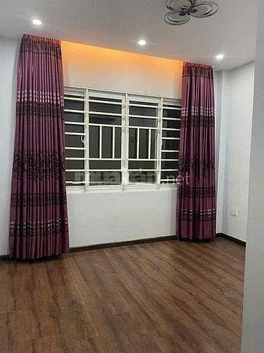 Nhà MT Nguyên Căn 4 lầu KDC Himlam Q7 4 PN, 4 WC đầy đủ NT vào ở ngay