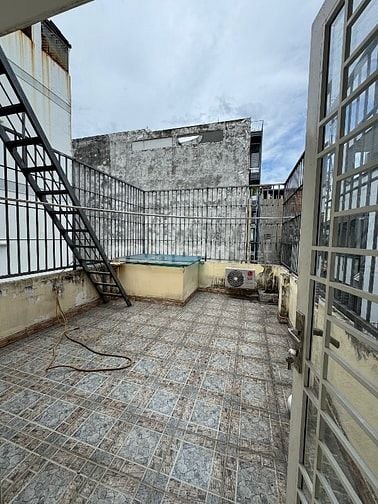 CHO THUÊ NNHÀ MT NGUYÊN CĂN. Dt : 4x20m. TRỆT 2 LẦU . 