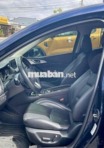 Mazda 3 2019 1.5L Premium - 53000 km