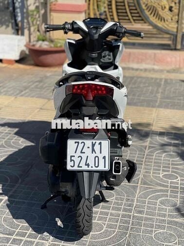 bán Vario 150 màu trắng xe zin đẹp giá tốt