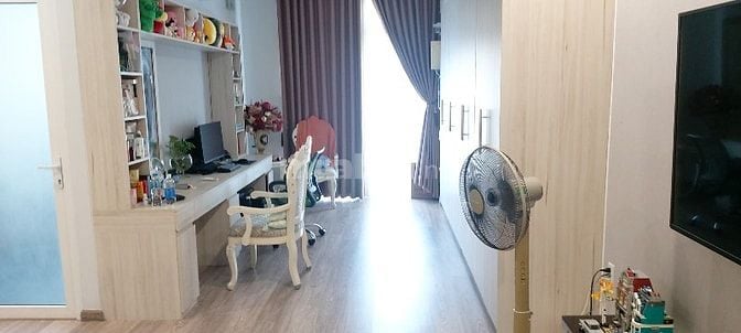 Bán nhà đẹp ngay chợ Tân Mỹ, Quận 7